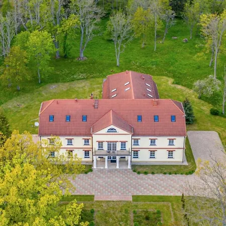 Ziemupes Muiza & Hotel Ziemupe
